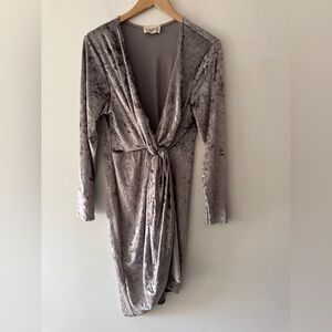 Club L London Silver Gray Velvet Shimmery Wrap Knot Mini Dress Long Sleeves